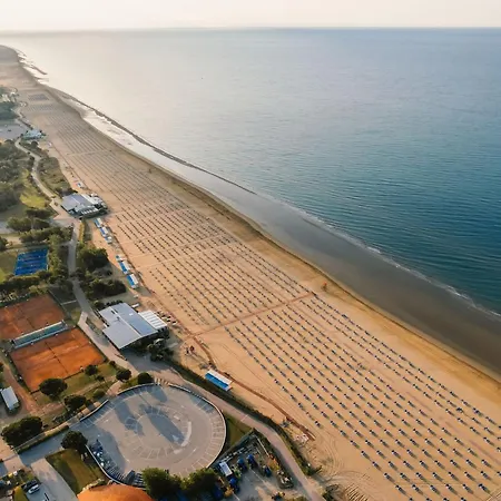 Flat In A Modern Coastal Building * Bibione