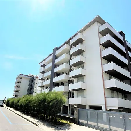 Flat In A Modern Coastal Building